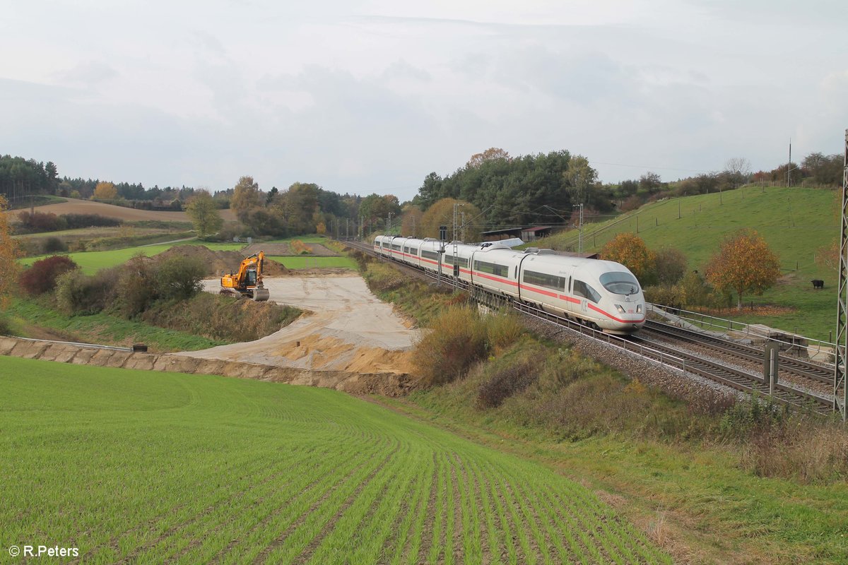 Ein ICE3 auf dem Weg nach München bei Fahlenbach. 21.10.17