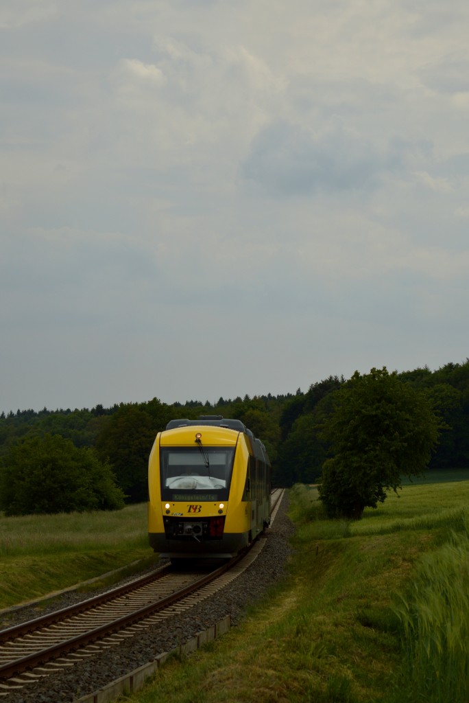 Ein Lint 41 der HLB bei Schneidhain am 25.05.2015