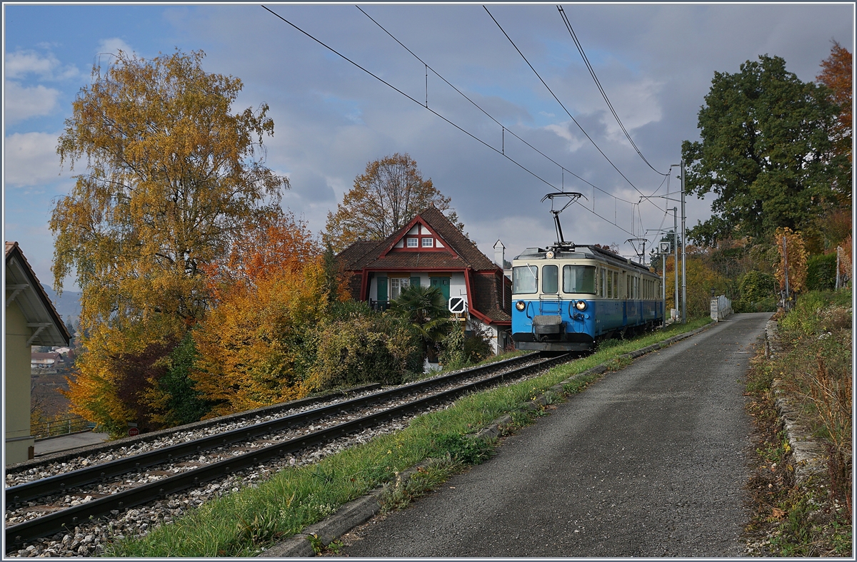 Ein MOB ABDe 8/8 auf der Fahrt von Chernex nach Montreux bei Planchamp.
6. Nov. 2018