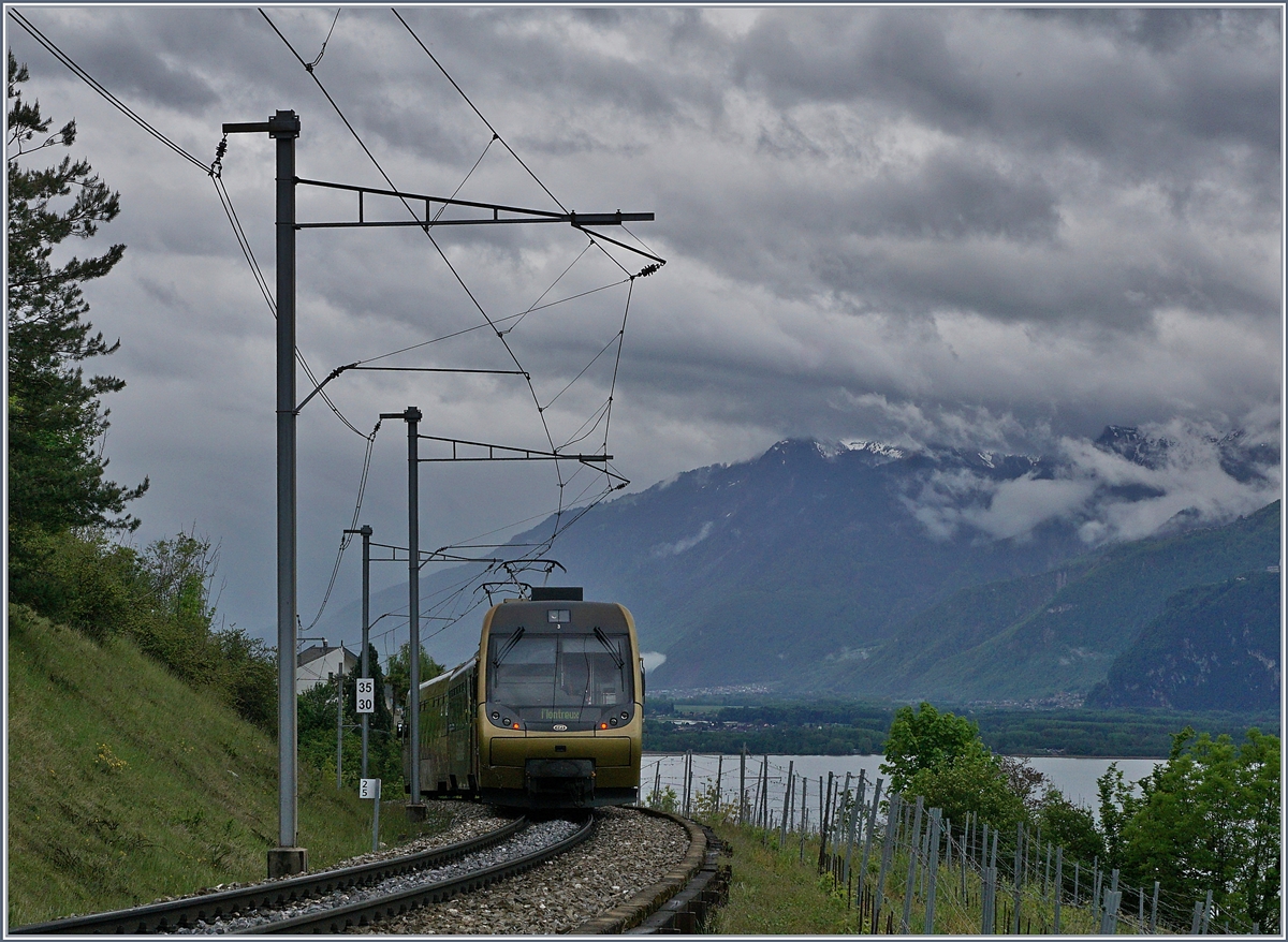 Ein MOB  Lenker-Pendel  ist bei Châtelard VD schon fast am Ziel seiner Fahrt. 

2. Mai 2020