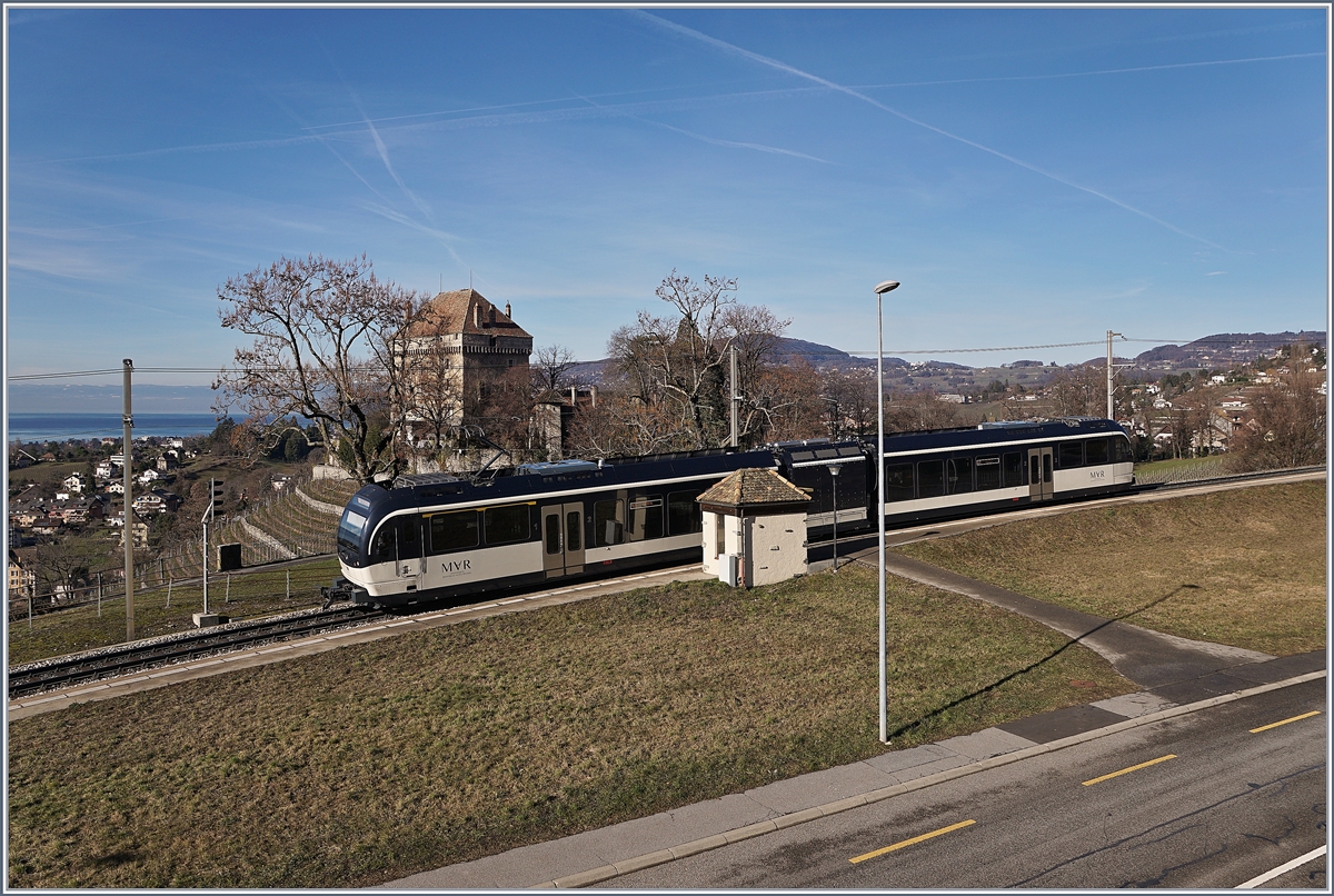 Ein  MVR GTW ABeh 2/6 beim Halt in der klienen Station Châtelard VD. 

16.01.2019