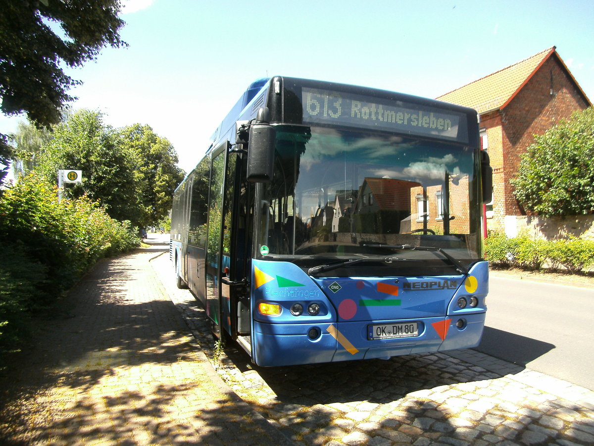 Ein Neoplan n4416üCNG von Bördebus in Rottmersleben.
Das Fahrzeug wurde im September 2016 Ausgemustert