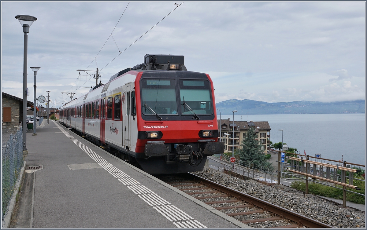 Ein Region Alps Domino wartet in St-Gingolph auf die Abfahrt nach Brig. 

15. Juni 2020
