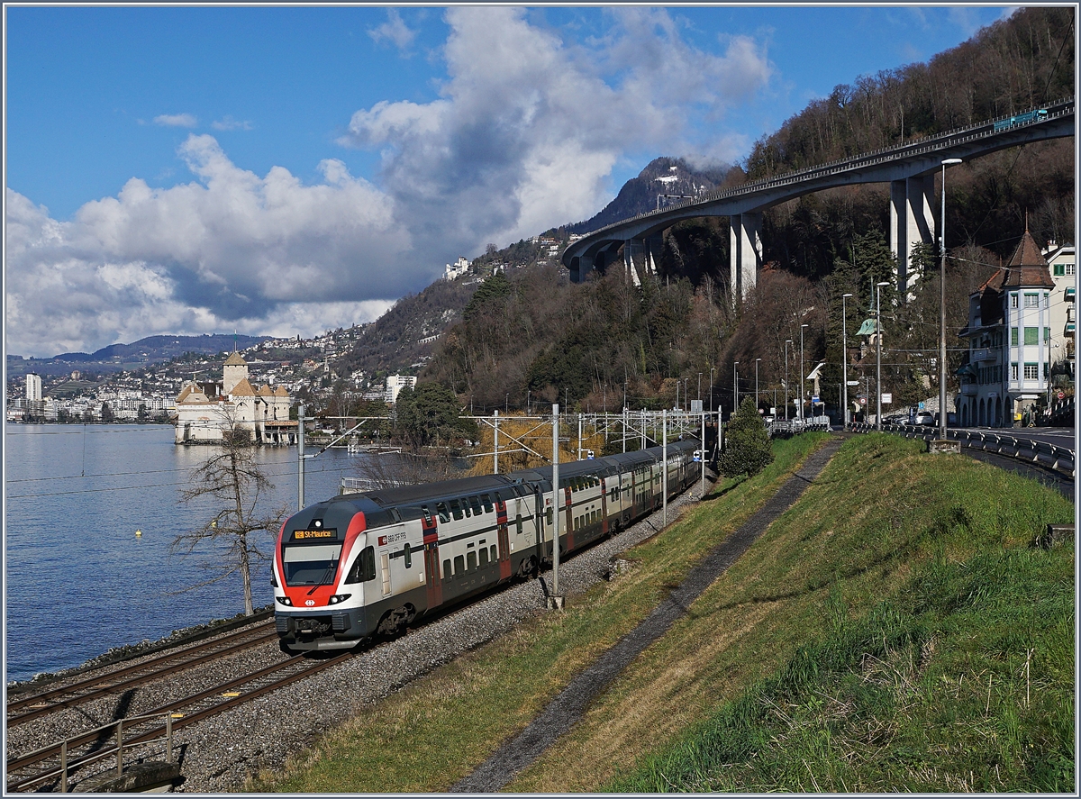 Ein SBB RABe 511 auf der Fahrt von Annemasse nach St-Maurice (via Lausanne) kurz vor Villeneuve.

5. Feb. 2020