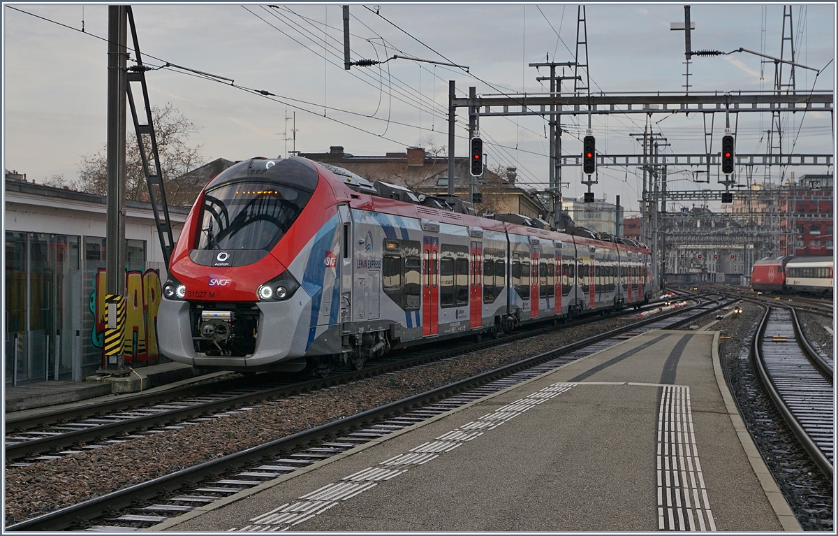Ein SNCF Z 31500  L�man Express  erreicht Gen�ve. 

21. Jan. 2020