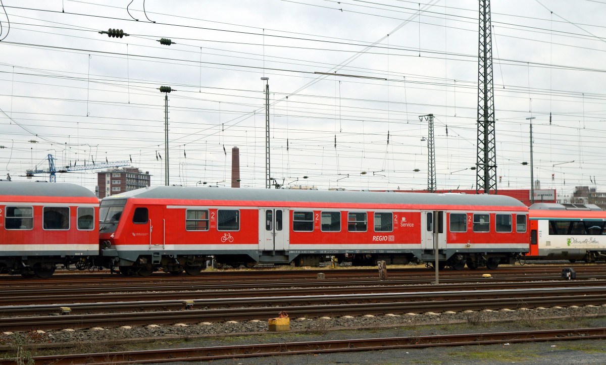 Ein Steuerwagen war am 04.02.2015  falsch her rum  an einen Wagenpark in Darmstadt Hbf gekuppelt.