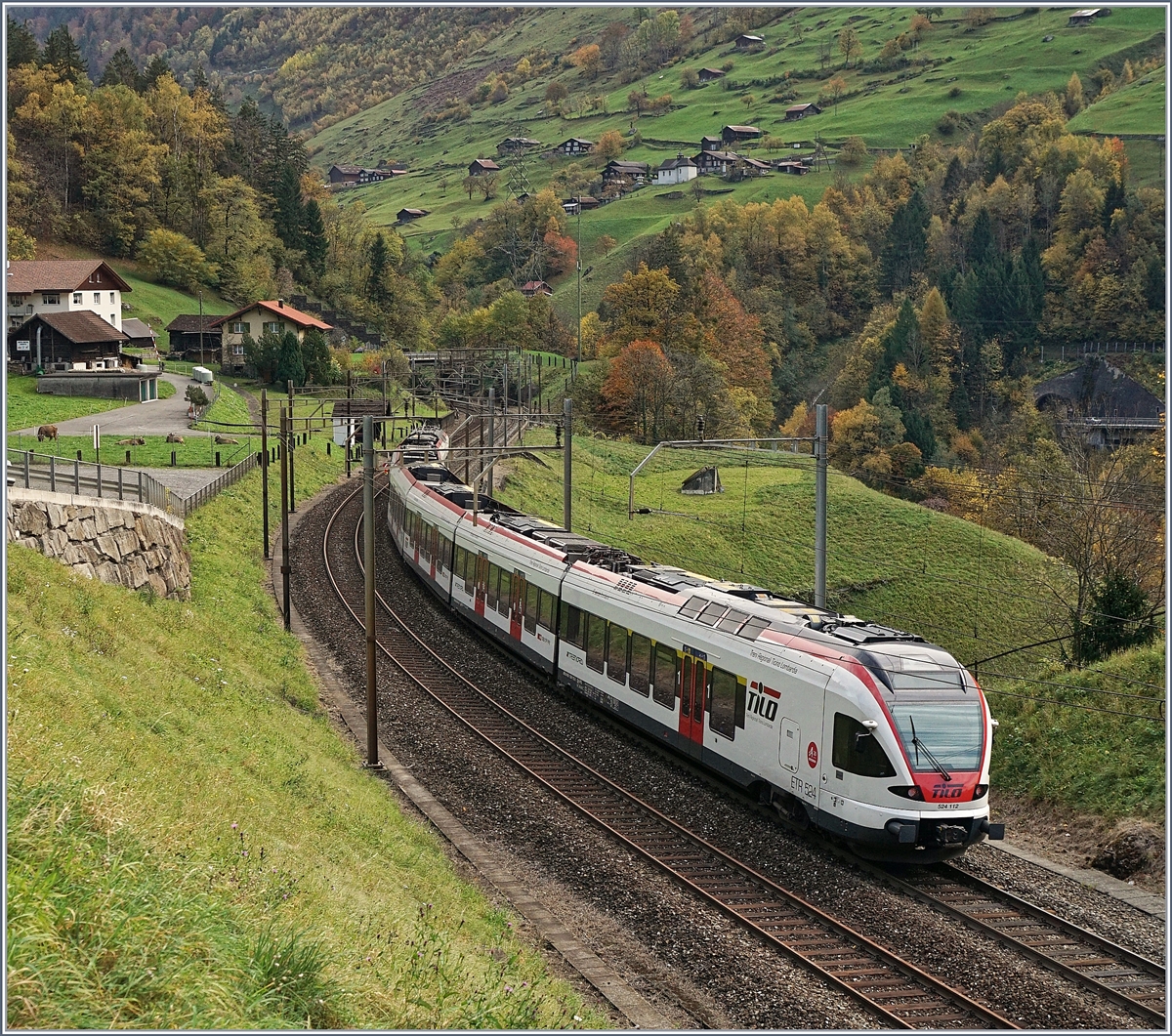 Ein TILO RABe als Probeaufnahme für den kurz darauf folgenden Dampfzug an der Gotthard Nordrampe. 

21. Okt 2017