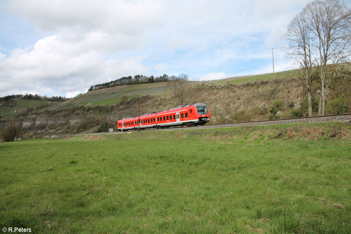 Ein unbekannter 440 als RB53 RB58051 Karlstadt - Wrzburg bei Himmelstadt. 28.03.24