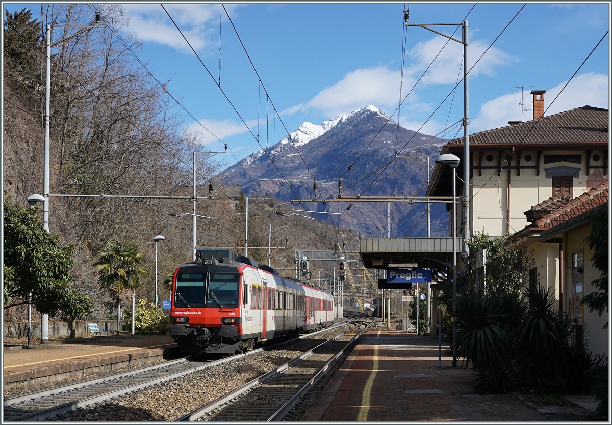 Ein Walliser Domino als IR von Domodossola nach Brig bei der Durchfahrt in Preglia.
19. Feb. 2016