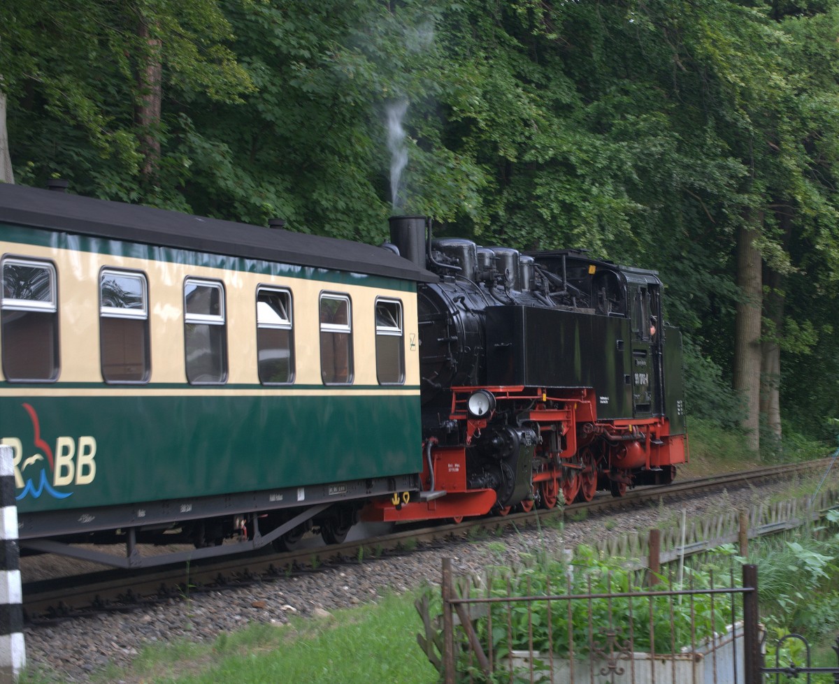 Ein Zug der RBB bei der Ausfahrt in Sellin West 03.07.2013 18:04 Uhr.