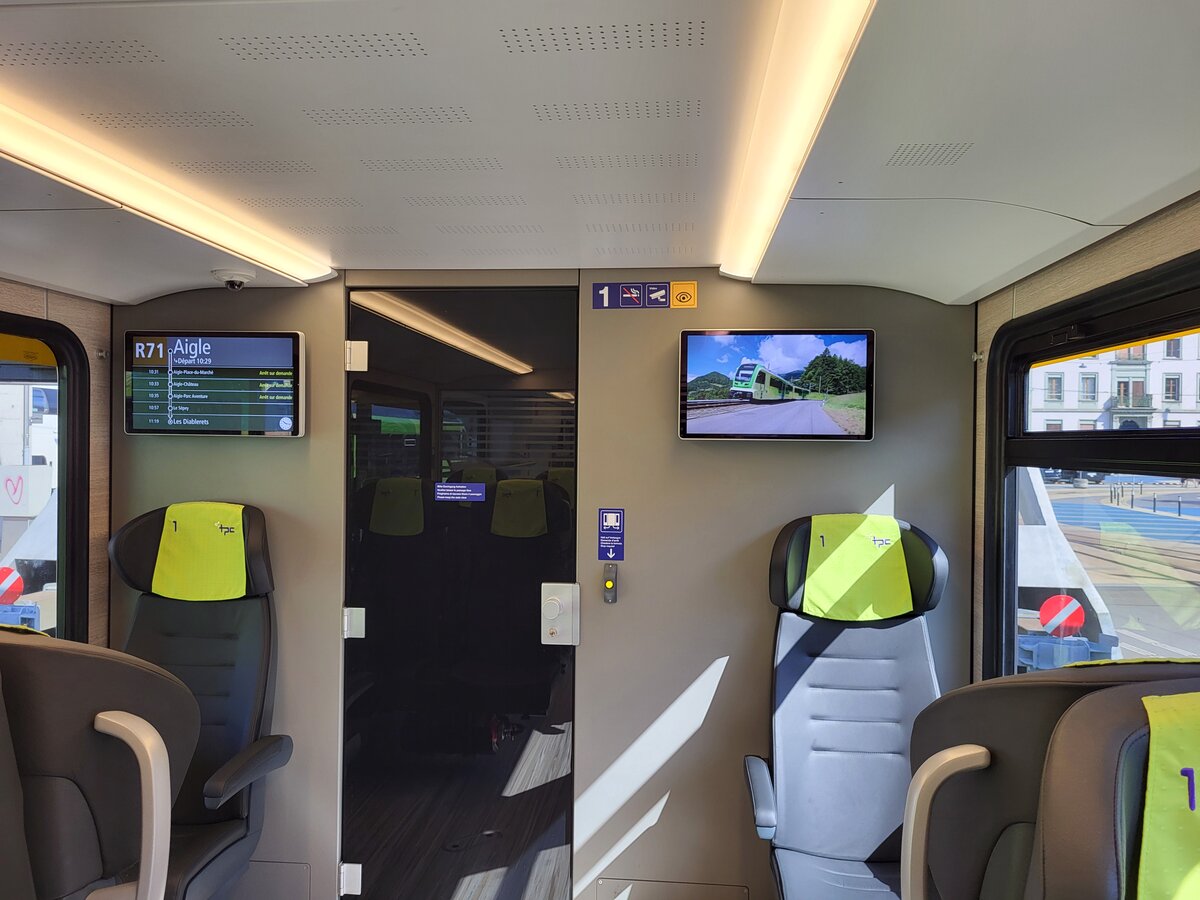 Einblick in den Innenraum des neuen ASD ABe 4/8 471.
27. Juli 2024