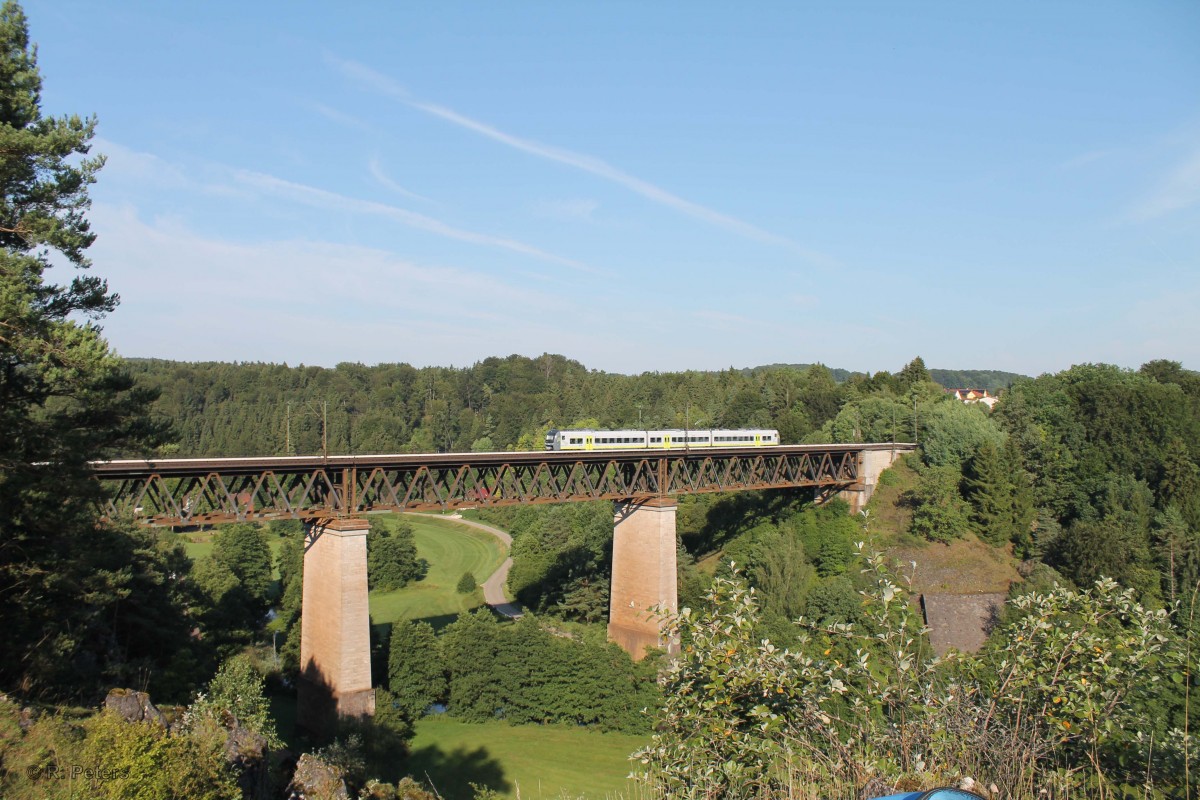 Eine Agilis nach Neumarkt/Oberpfalz auf dem Viadukt Beratzhausen. 23.07.14