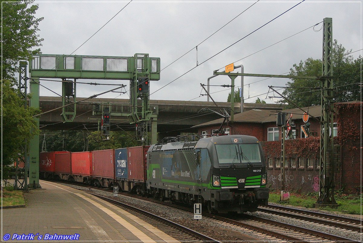 ELL/WLC 193 213 mit Containerzug
am 01.09.2019 in Hamburg-Harburg