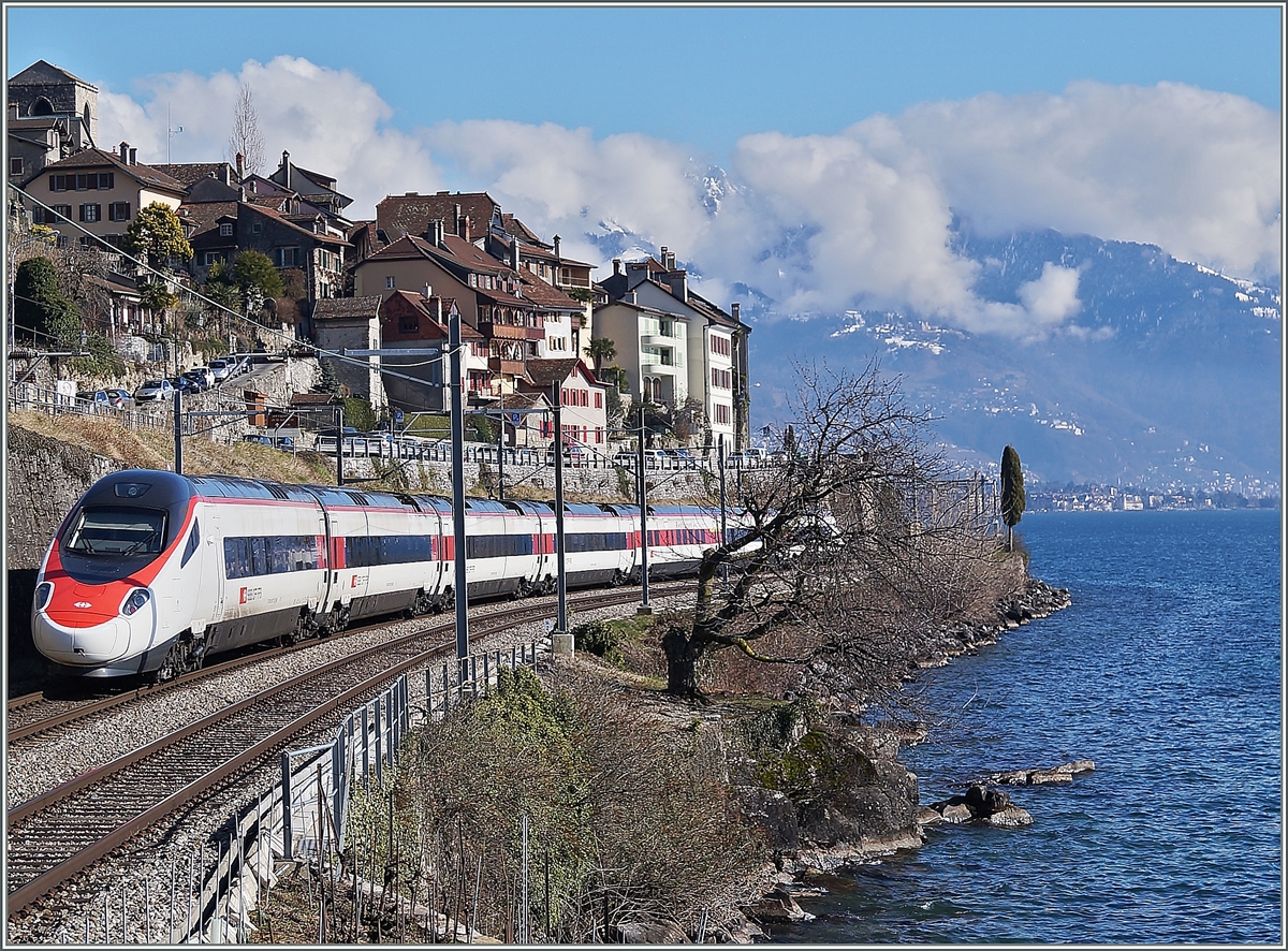 ETR 610 als EC von Genève nach Milano bei St-Saphorin.
23.02.2014