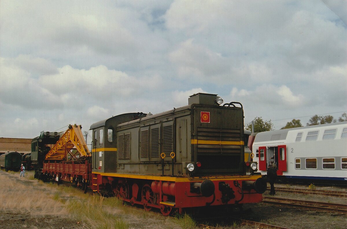 Ex-Belgisches Heer 42550 steht am 12 September 2009 ins Musuem der PFT-TSP in Saint-Ghislain. Das Heer verabschiedete sich von dieser Lok i=un =d schenckte die ex-V36 an der PFT-TSP.