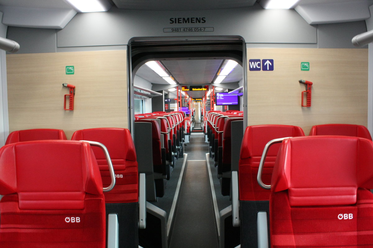 Fahrgastraum vom �BB / ODEG 4746 554/054 am 28.12.19