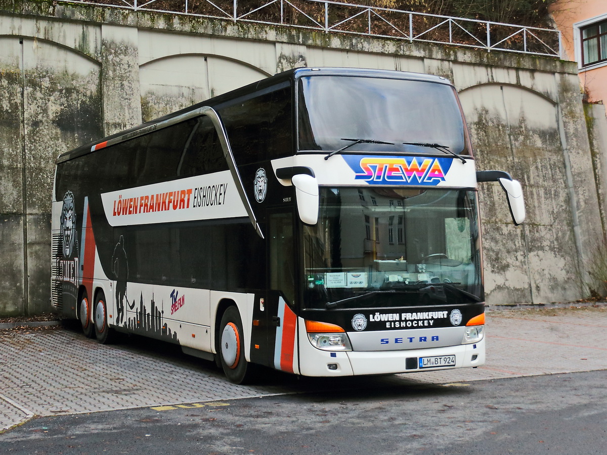 Frontansicht S 431 DT mit Beschriftung L�wen Frankfurt Eishockey  am 21. Februar 2020 in Marienbad.  