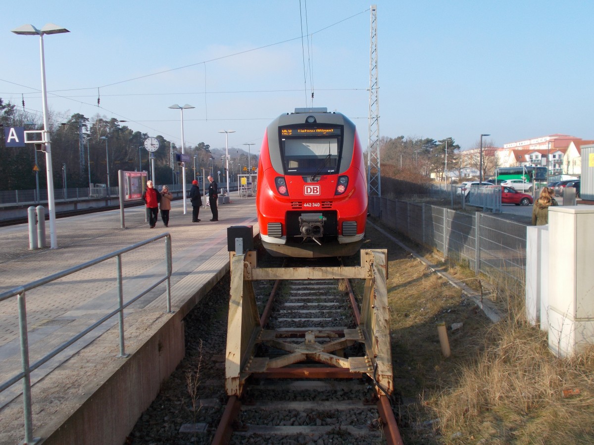 Gottseidank rechtzeitig zum Stehen gekommen ist der 442 340,am 14.Februar 2015,in Binz.