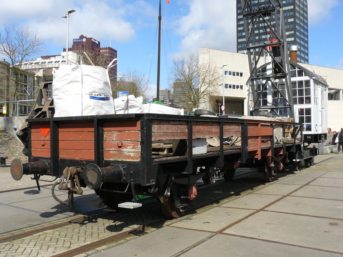 Gterwagen Es Nummer 40 84 959 2 311-7 Electro Rail Baujahr 1960. Maritiemmuseum, Leuvehaven, Rotterdam 02-04-2015.

Open goederenwagen type Es nummer 40 84 NS 959 2 311-7 van Electro Rail bouwjaar 1960. Tegenwoordig eigendom van Stichting De Locomotor. Maritiemmuseum, Leuvehaven, Rotterdam 02-04-2015.