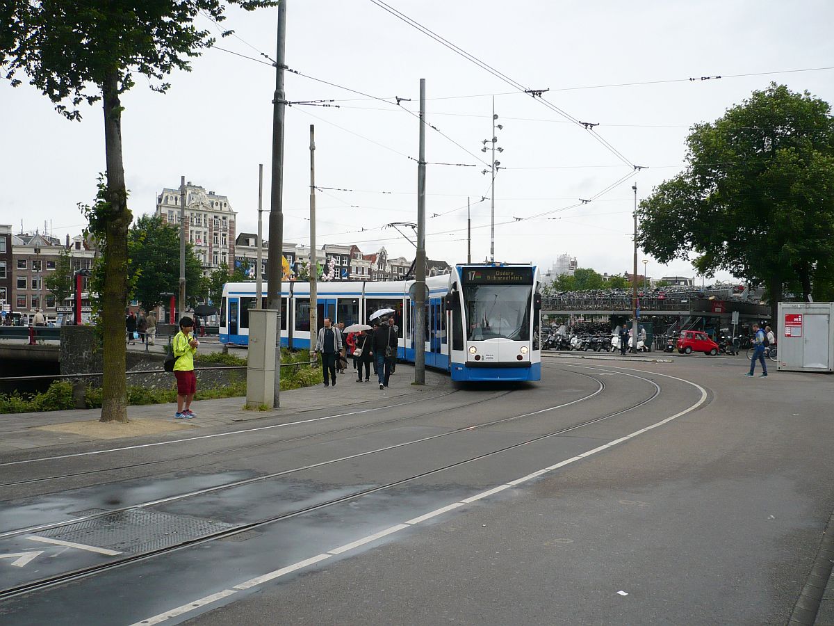 GVBA TW 2065 Stationsplein, Amsterdam 04-06-2014.

GVBA tram 2065 Stationsplein, Amsterdam 04-06-2014.