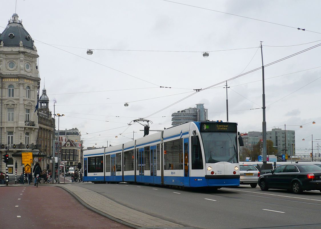 GVBA TW 2110 Prins Hendrikkade, Amsterdam 06-11-2013.

GVBA tram 2110 Prins Hendrikkade, Amsterdam 06-11-2013.