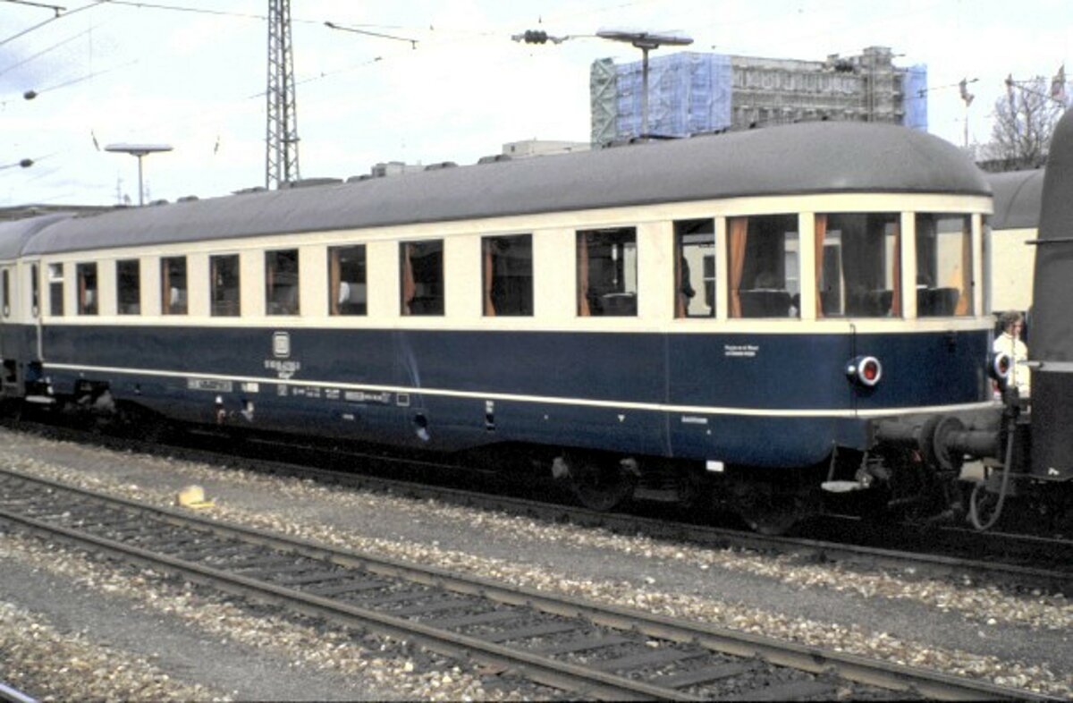Henschel-Wegmann Endwagen in Ulm am 14.04.1985.