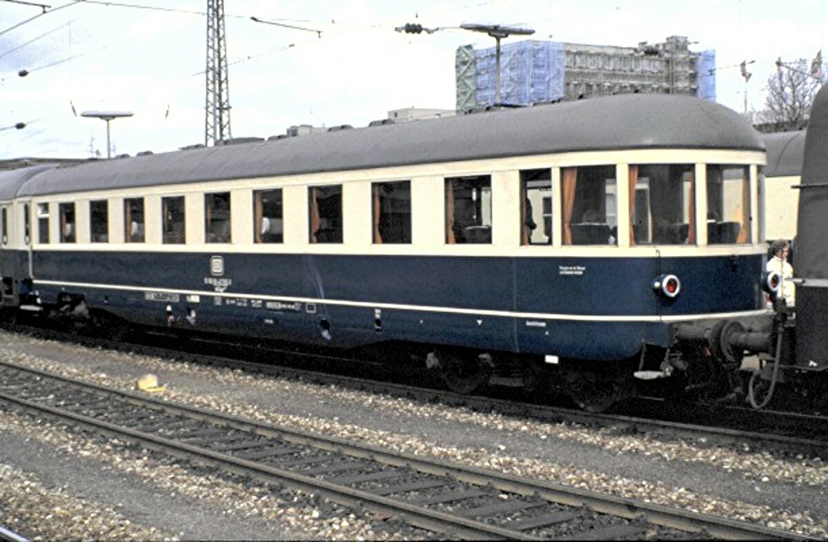 Henschel-Wegmann Endwagen in Ulm am 14.04.1985.