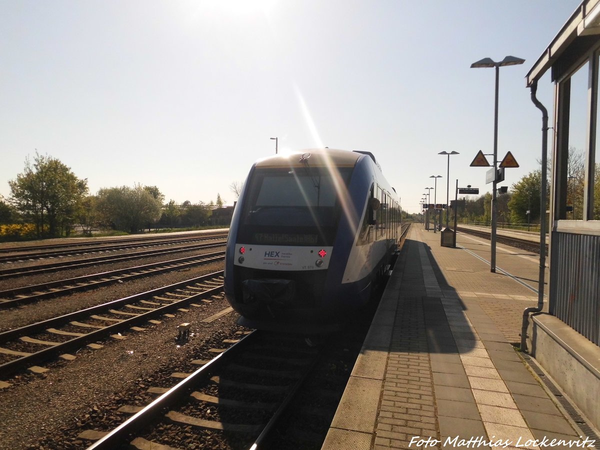 HEX VT 876 im Bahnhof K�nnern am 5.5.16