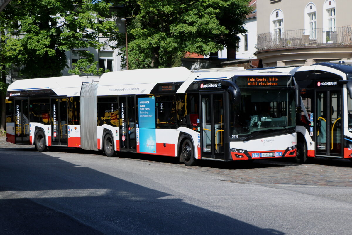HHA Hamburg - Nr. 3115/HH-YB 3115 - eSolaris am 9. Mai 2025 in Hamburg (Aufnahme: Martin Beyer)