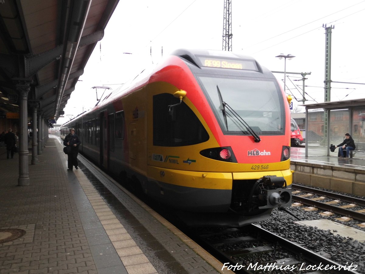 HLB Flirt im Bahnhof Gie�en am 31.3.16