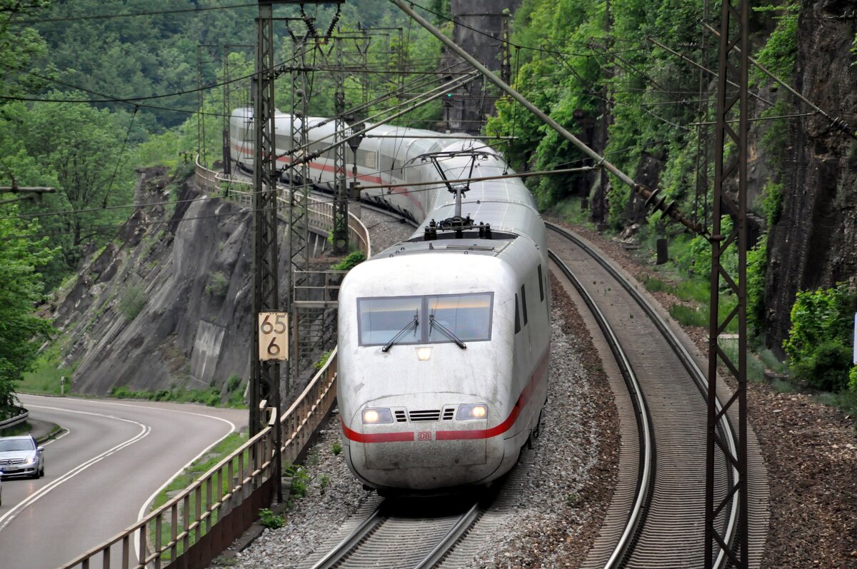 ICE 1  401 auf der Geislinger Steige am 22.05.2012.