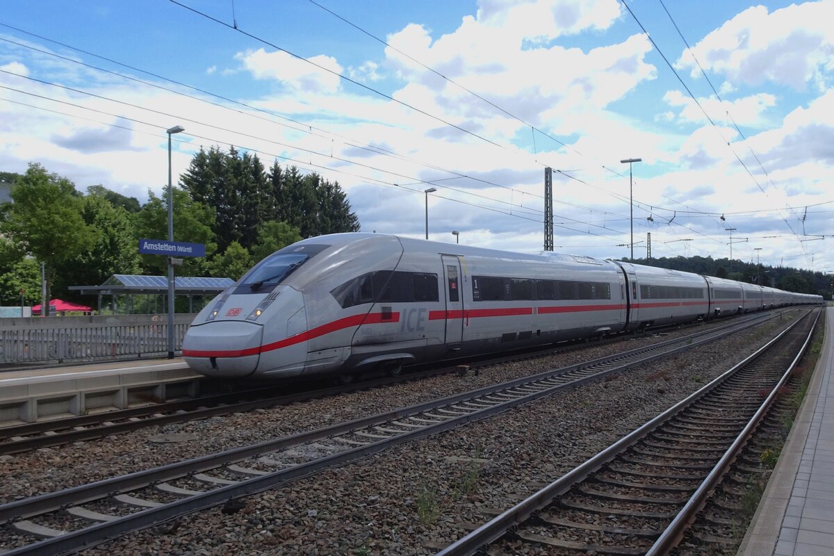 ICE 409 053 durchfahrt am 10 Juli 2022 Amstetten (W�rttemberg). 