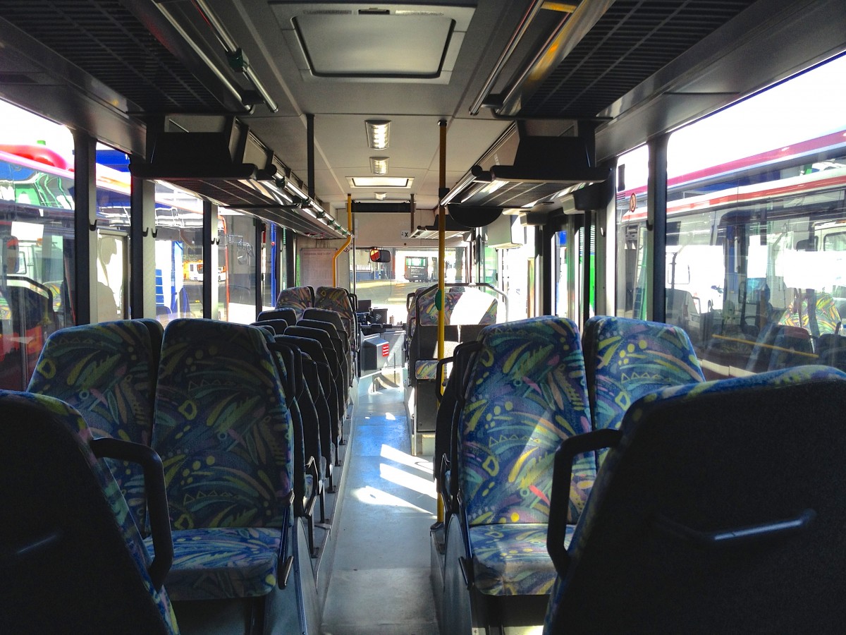 Innenraum eines Setra S315 NF von der R�ckbank aus. Aufgenommen am 16.09.2014.