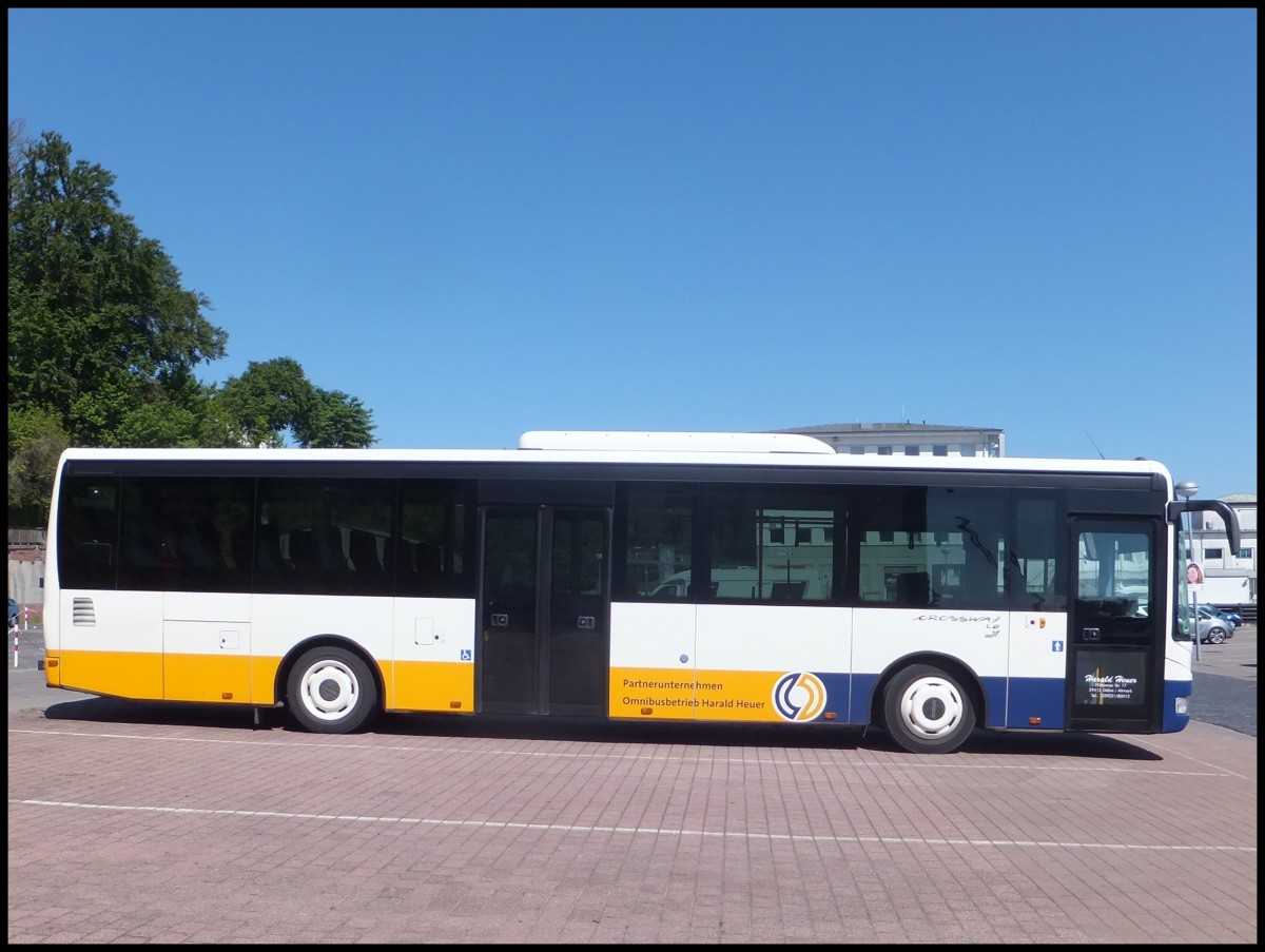 Irisbus Crossway von Harald Heuer/PVGS aus Deutschland im Stadthafen Sassnitz.