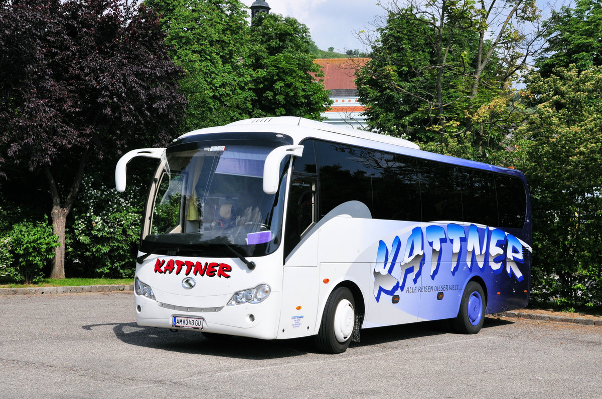 King Long von Kattner Reisen aus Nieder�sterreich in Krems unterwegs.