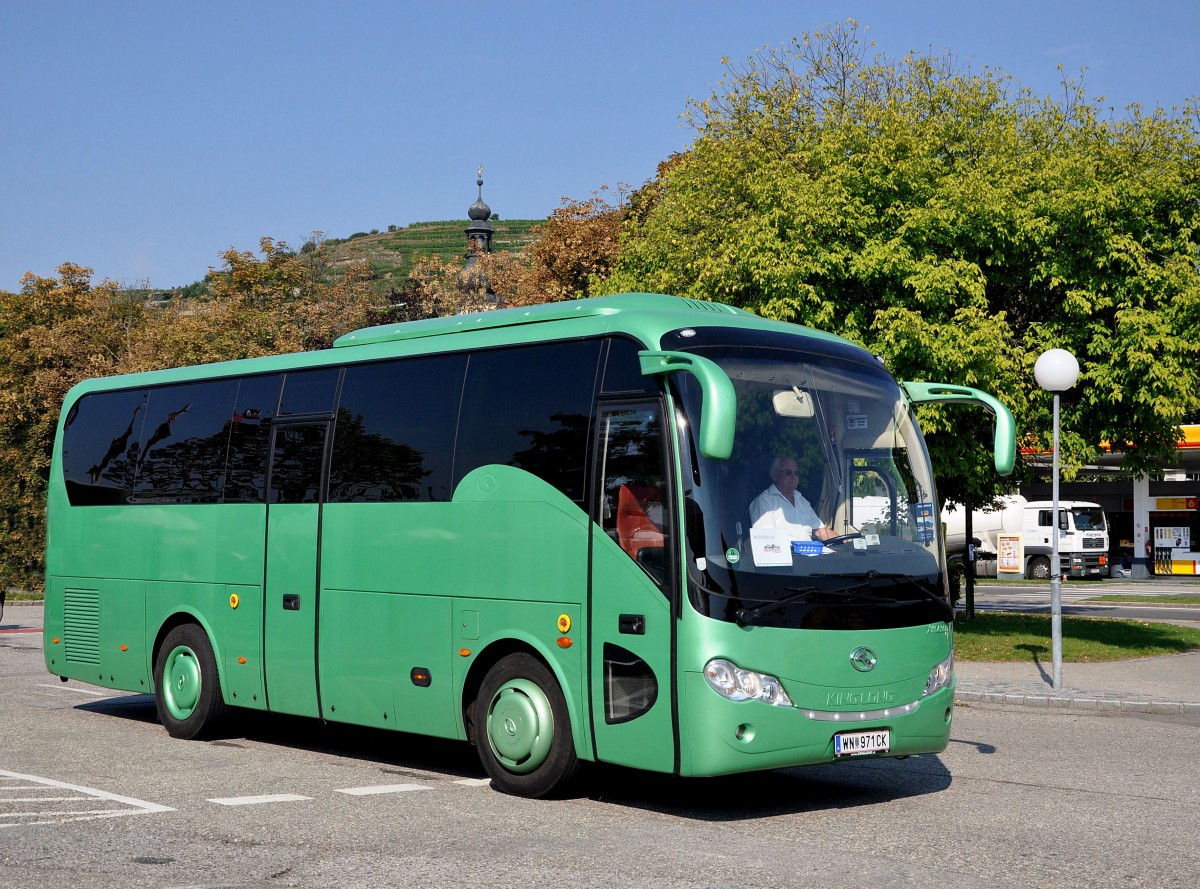 KING LONG XMQ6900 aus sterreich im August 2013 in Krems gesehen.