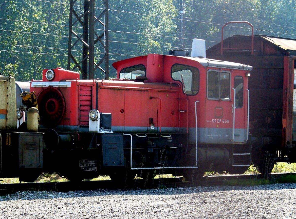 K�f III 988-3 335 137-6 D-DB in Neu-Offingen am 09.10.2021.