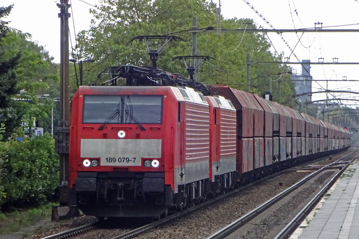 Kohlezug mit 189 079 durchfahrt am 12 Augustus 2019 Tilburg-Universiteit.