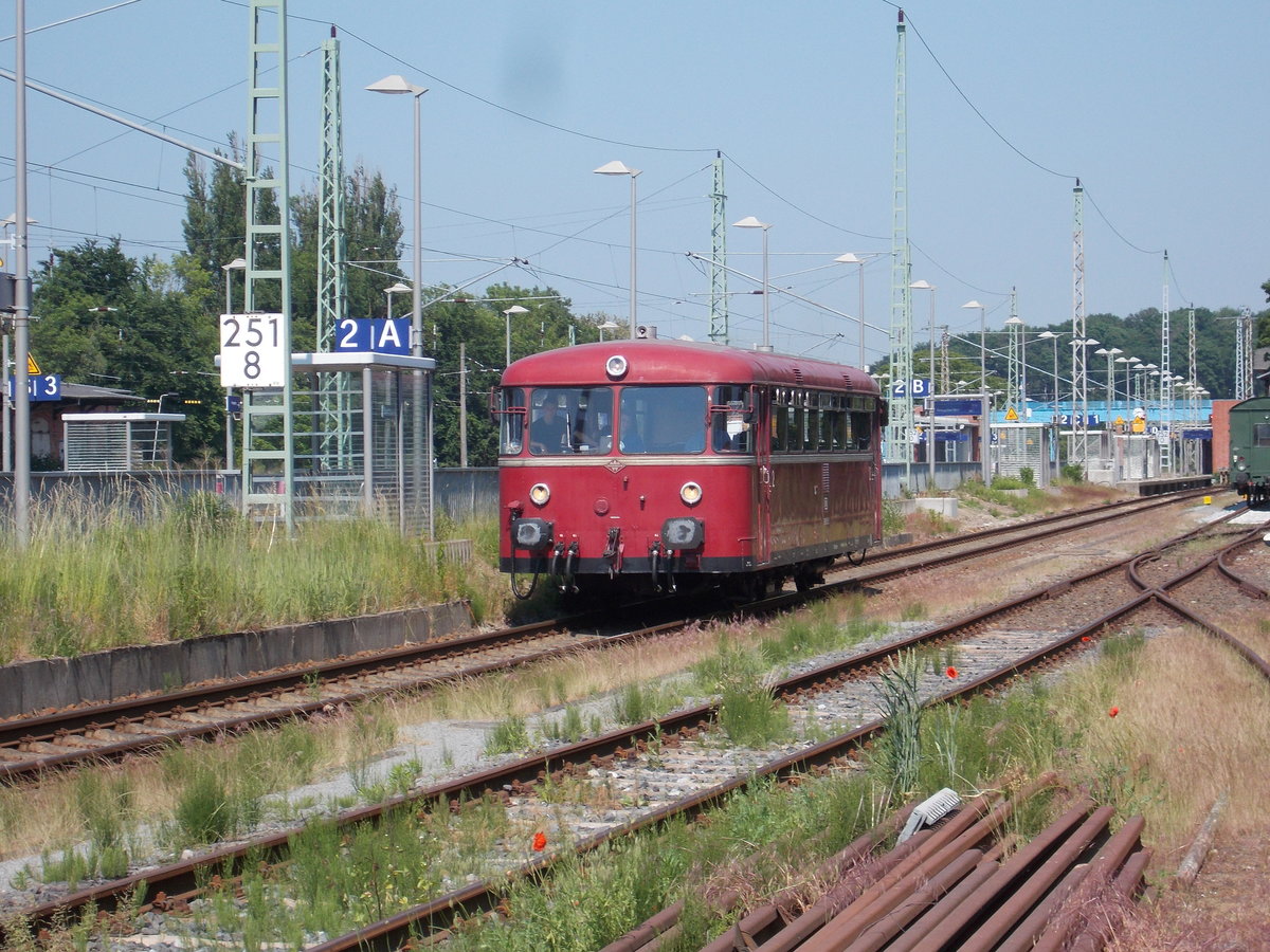 Los ging es für den NESA 796 625,von Bergen/Rügen nach Lauterbach Mole,am 02.Juni 2018.
