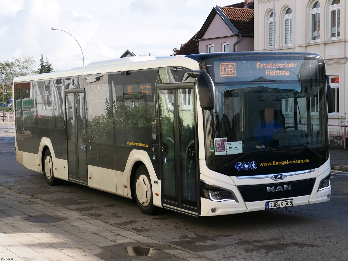 MAN Lion's City EfficientHybrid von Flaegel Reisen aus Deutschland in Neubrandenburg.