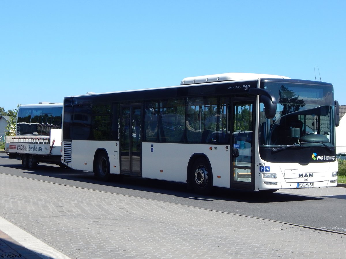 MAN Lion's City LE Ü mit Radanhänger der VVR in Sassnitz.