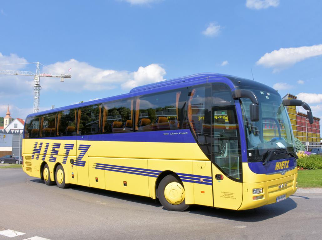 MAN Lion`s Coach von HIETZ Reisen aus Nieder�sterreich in Krems.