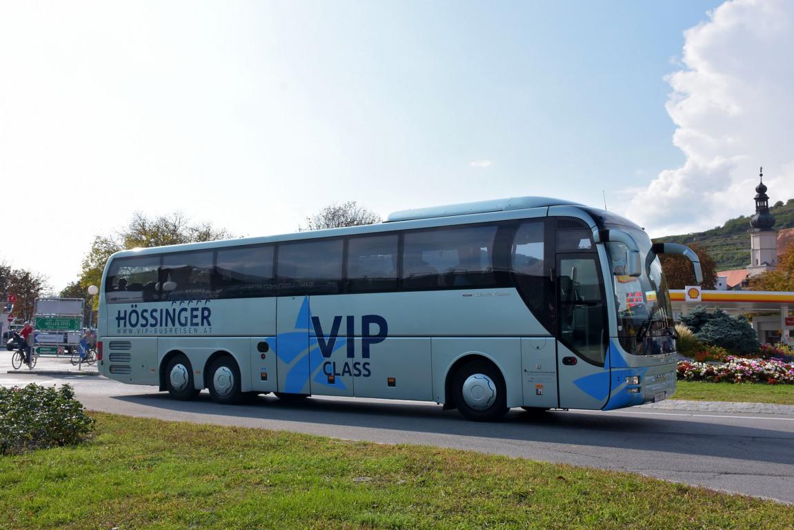 MAN Lion`s Coach von H�ssinger Reisen aus �sterreich 09/2017 in Krems.