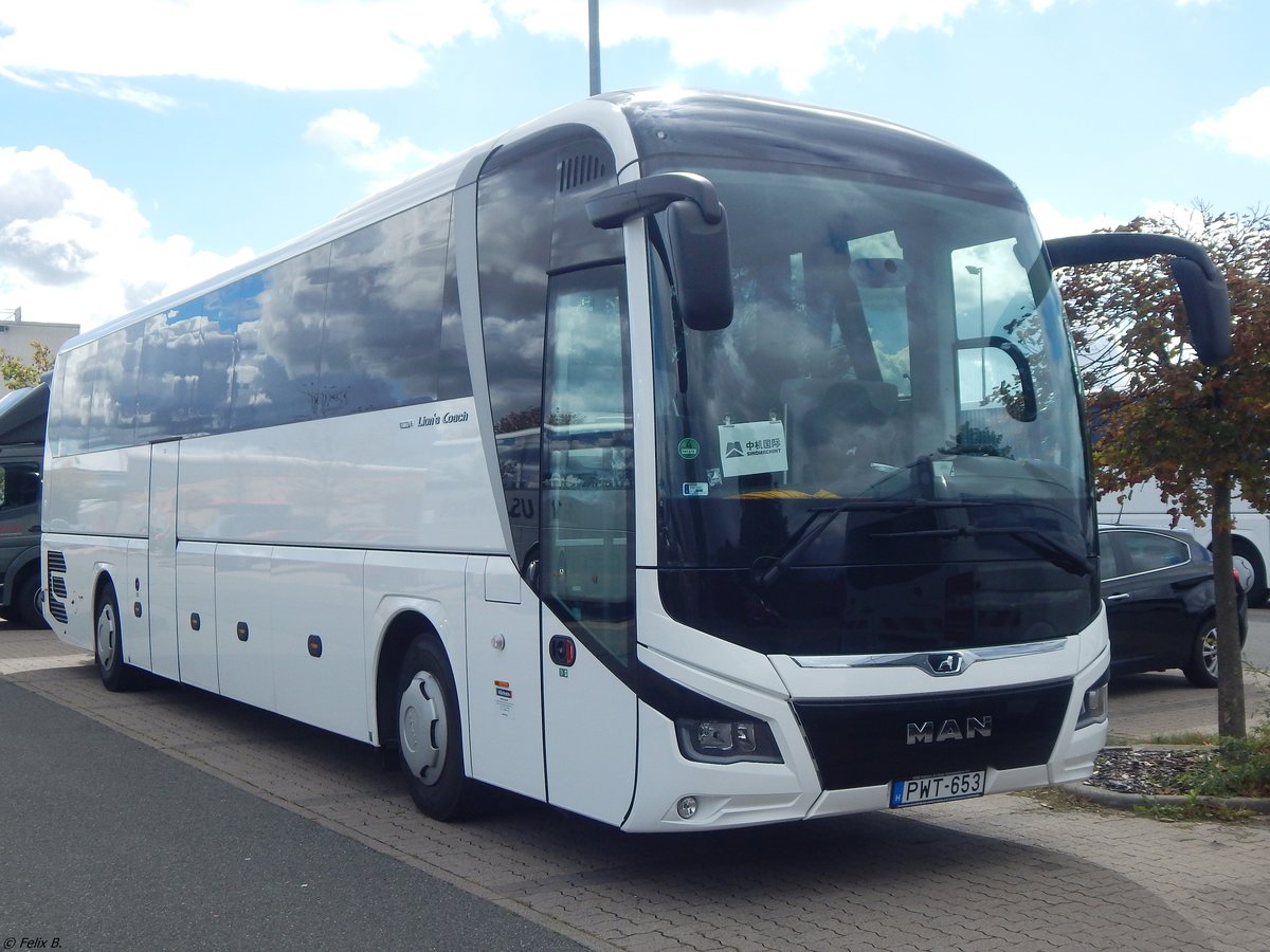 MAN Lion's Coach von Infinitours Kft. aus Ungarn in Hannover.