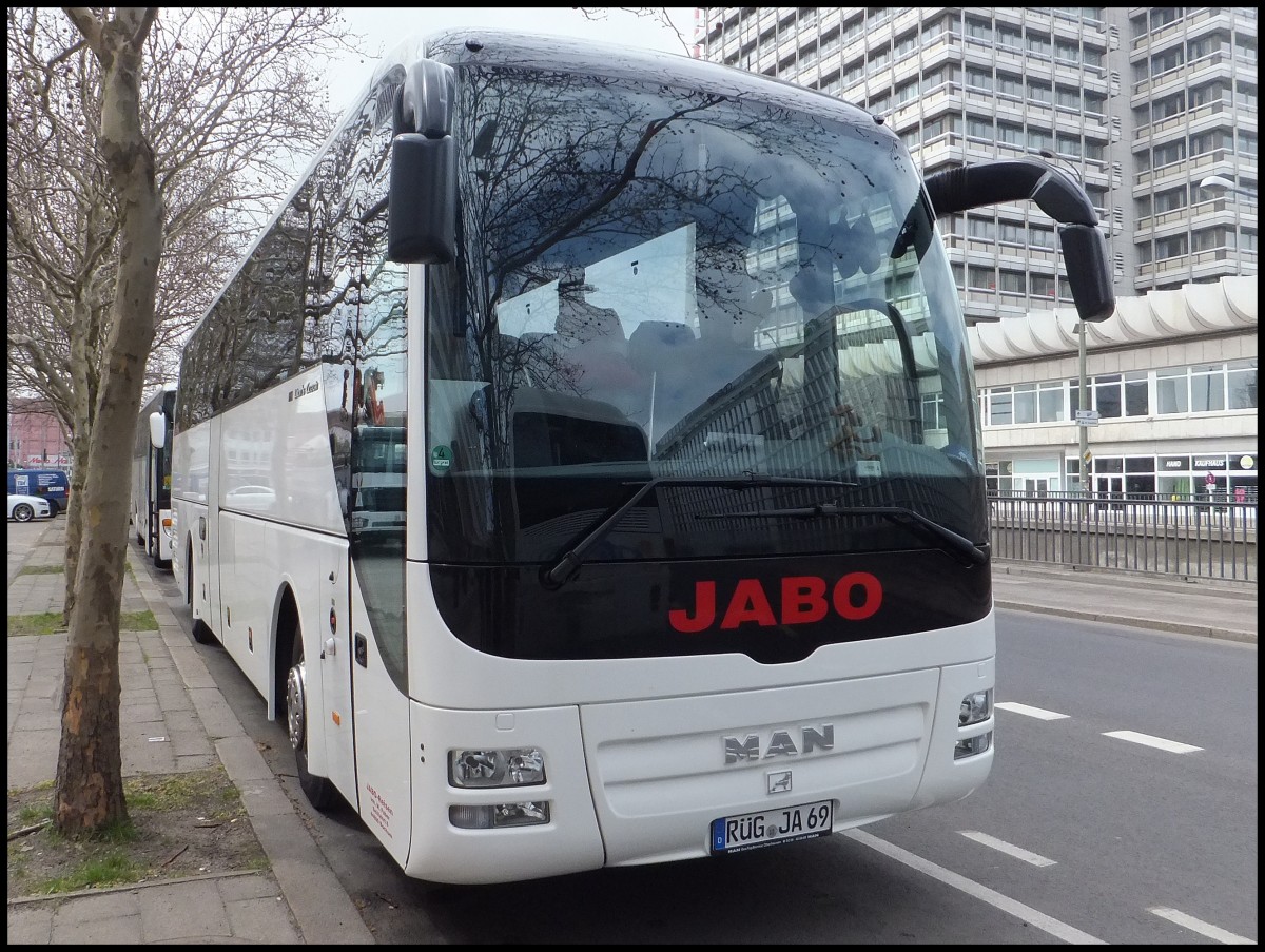 MAN Lion's Coach von Jabo aus Deutschland in Berlin. (Ich war ganz �berrascht, als dieser neue MAN Lion's Coach aus meiner Heimat in Berlin stand)