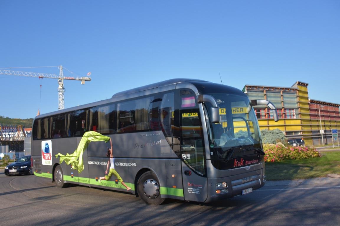 MAN Lion`s Coach von K & K Busreisen aus �sterreich 10/2017 in Krems.