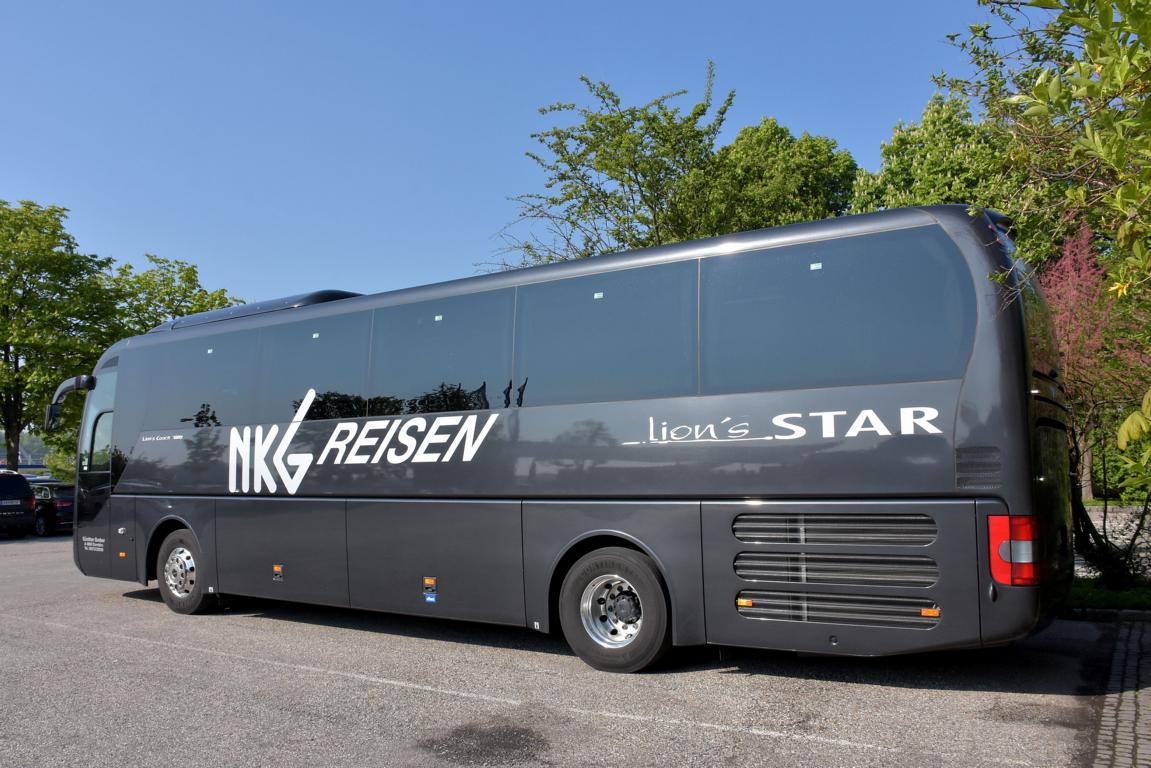 MAN Lion`s Coach von NKG Reisen aus �sterreich in Krems.