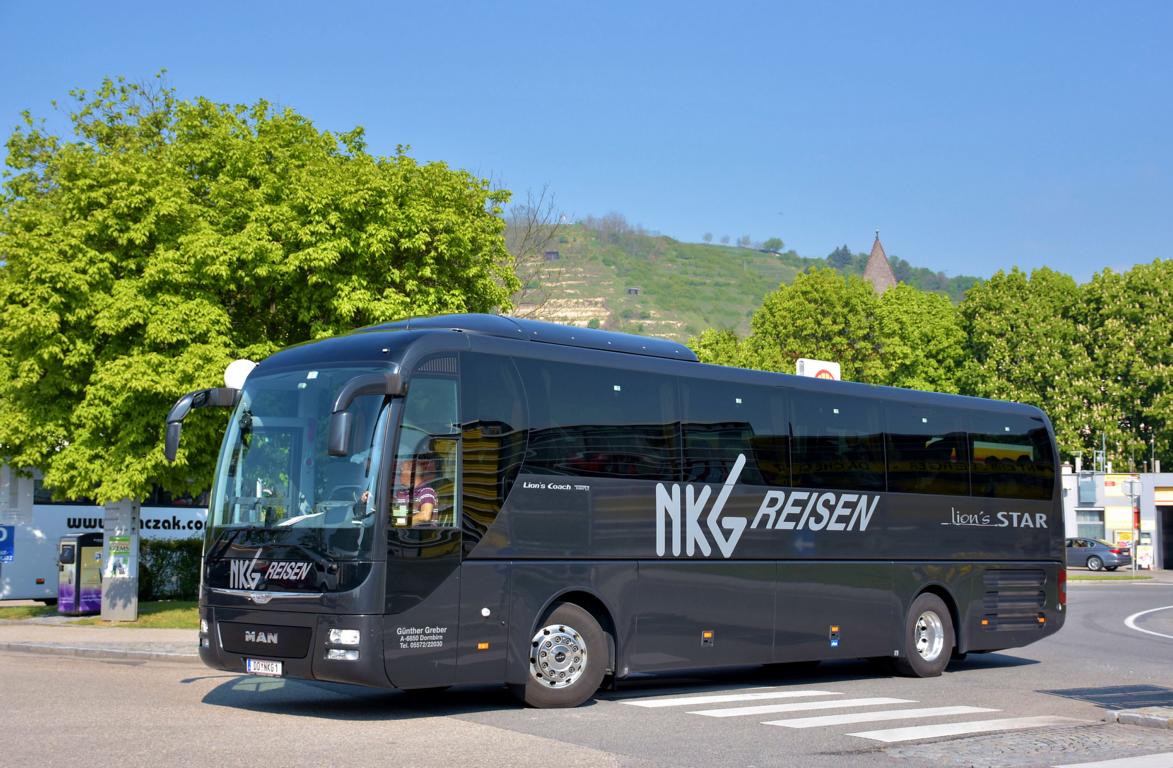 MAN Lion`s Coach von NKG Reisen aus �sterreich in Krems.