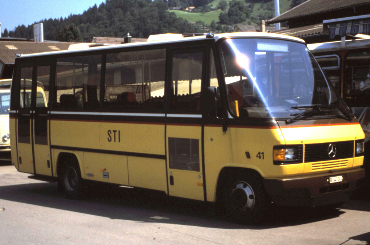 (MB-001) - Aus dem Archiv: STI Thun - Nr. 41/BE 443'241 - Mercedes/Auw�rter um 1998 in Thun, Garage