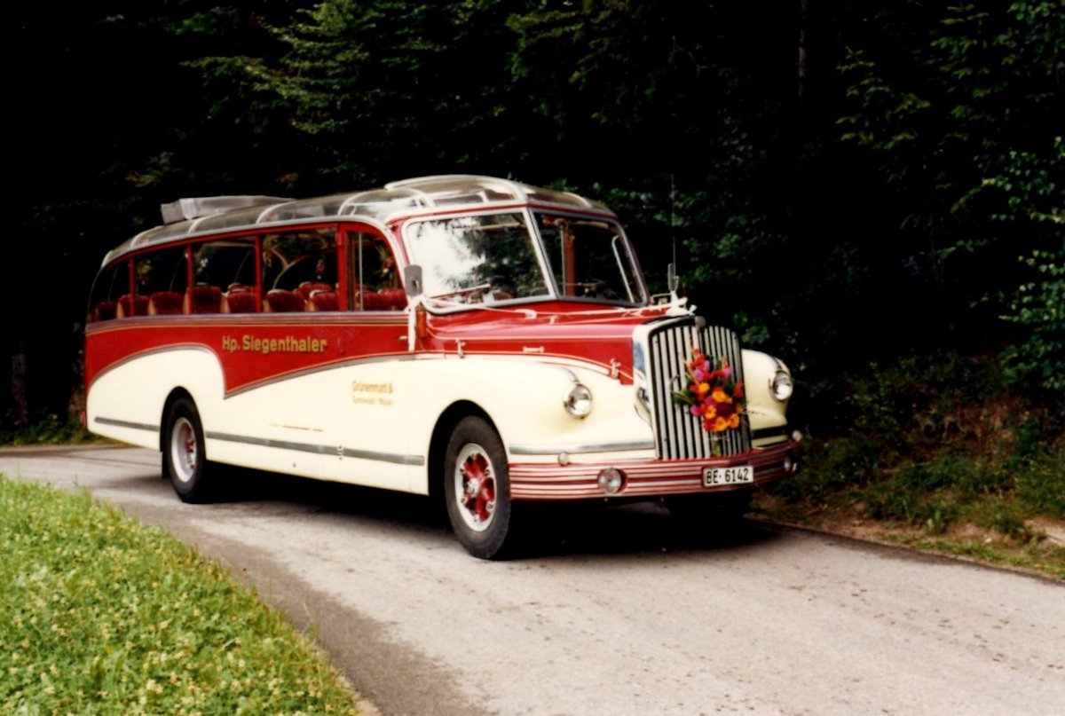 (MD150) - Aus dem Archiv: Siegenthaler, Gr�nenmatt - BE 6142 - Saurer/FHS (ex Wildi, Luzern) im August 1984